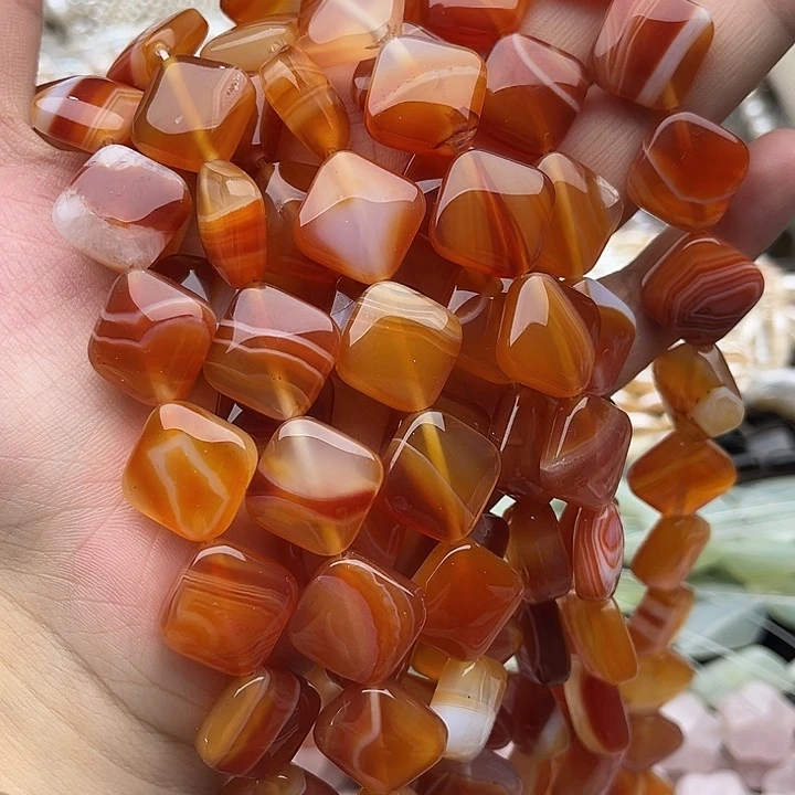 玛瑙/玉髓未镶嵌珠宝半成品一条16mm左右玛瑙对角方片