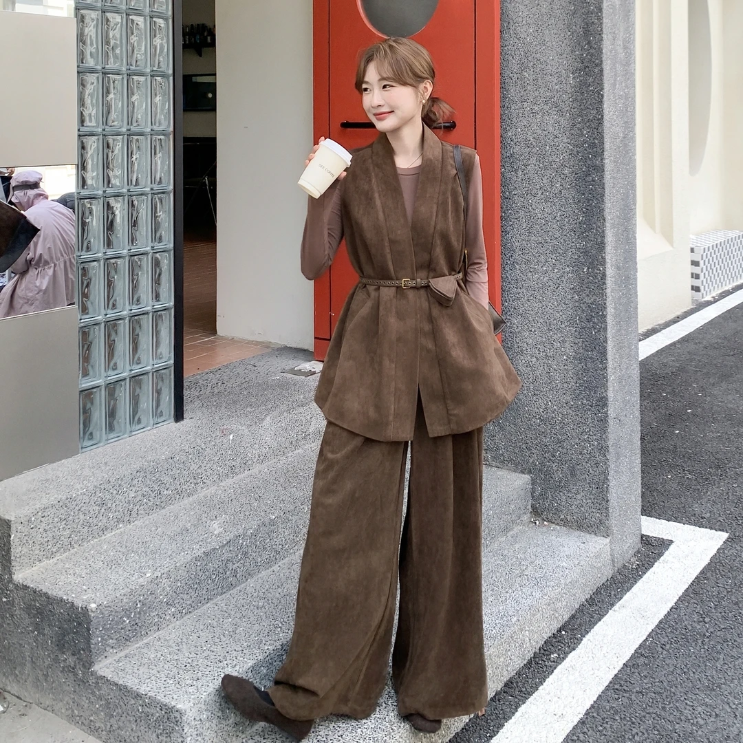 咖色高级感老钱风马甲套装女2025秋季新款法式轻熟风阔腿裤两件套
