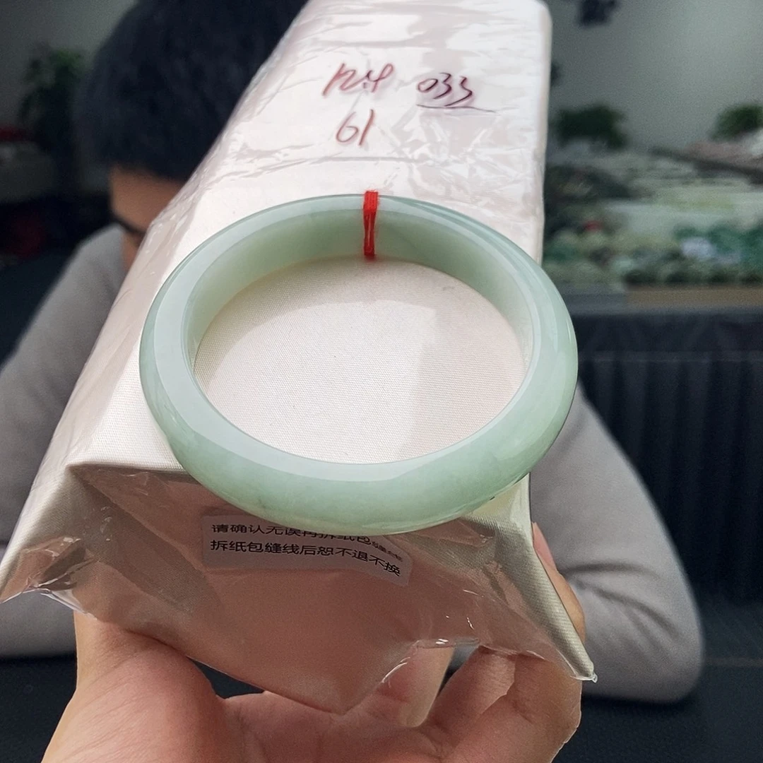 翡翠未镶嵌手镯拍一发一