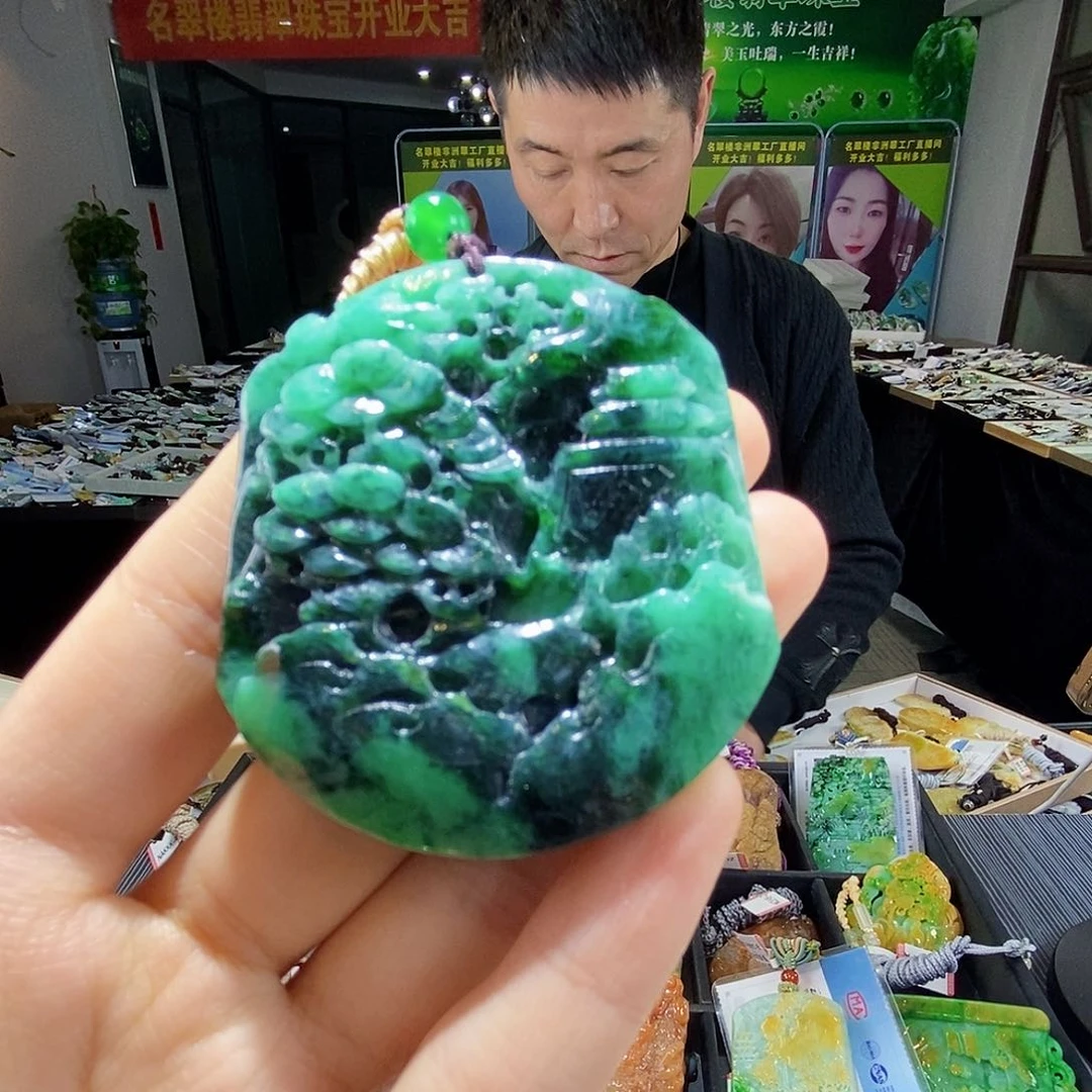 颈饰未镶嵌翡翠翡翠