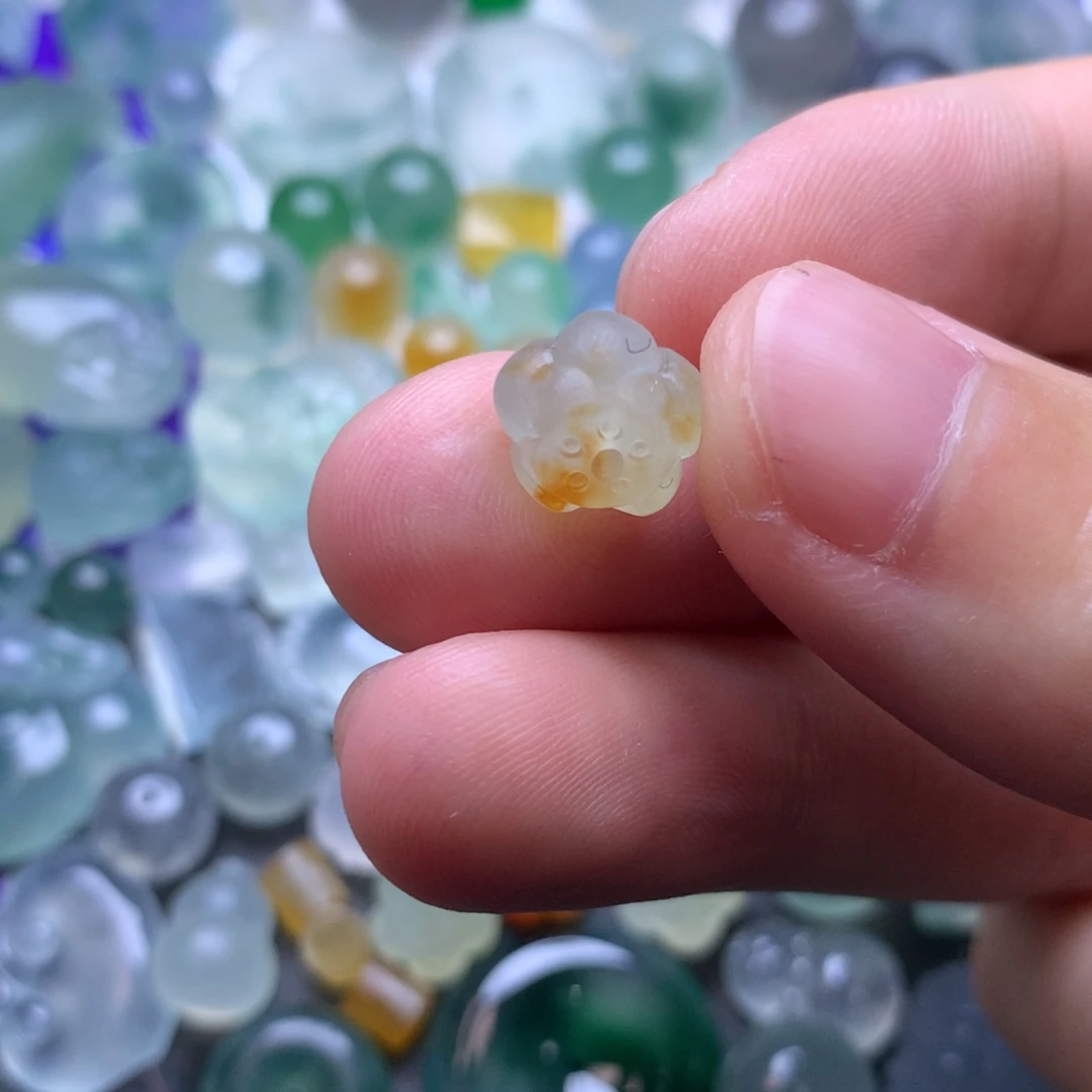 定制翡翠未镶嵌珠子