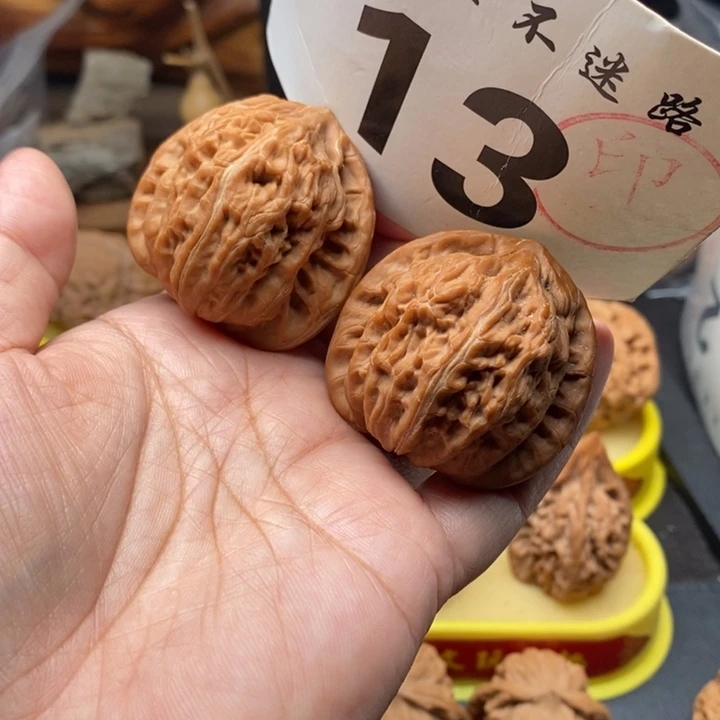 把件文玩核桃42僧帽