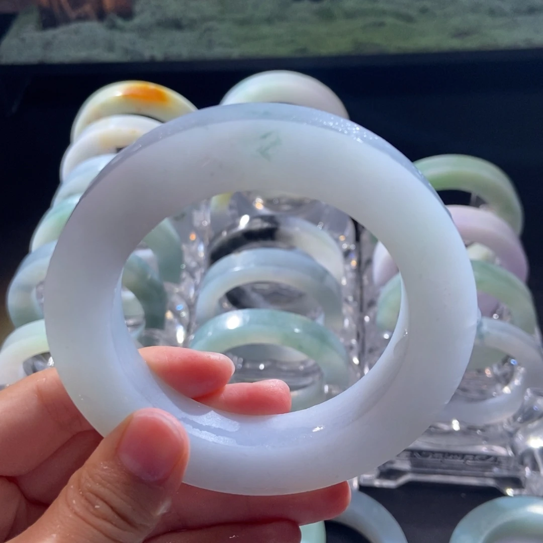 *****定制翡翠未镶嵌翡翠手镯