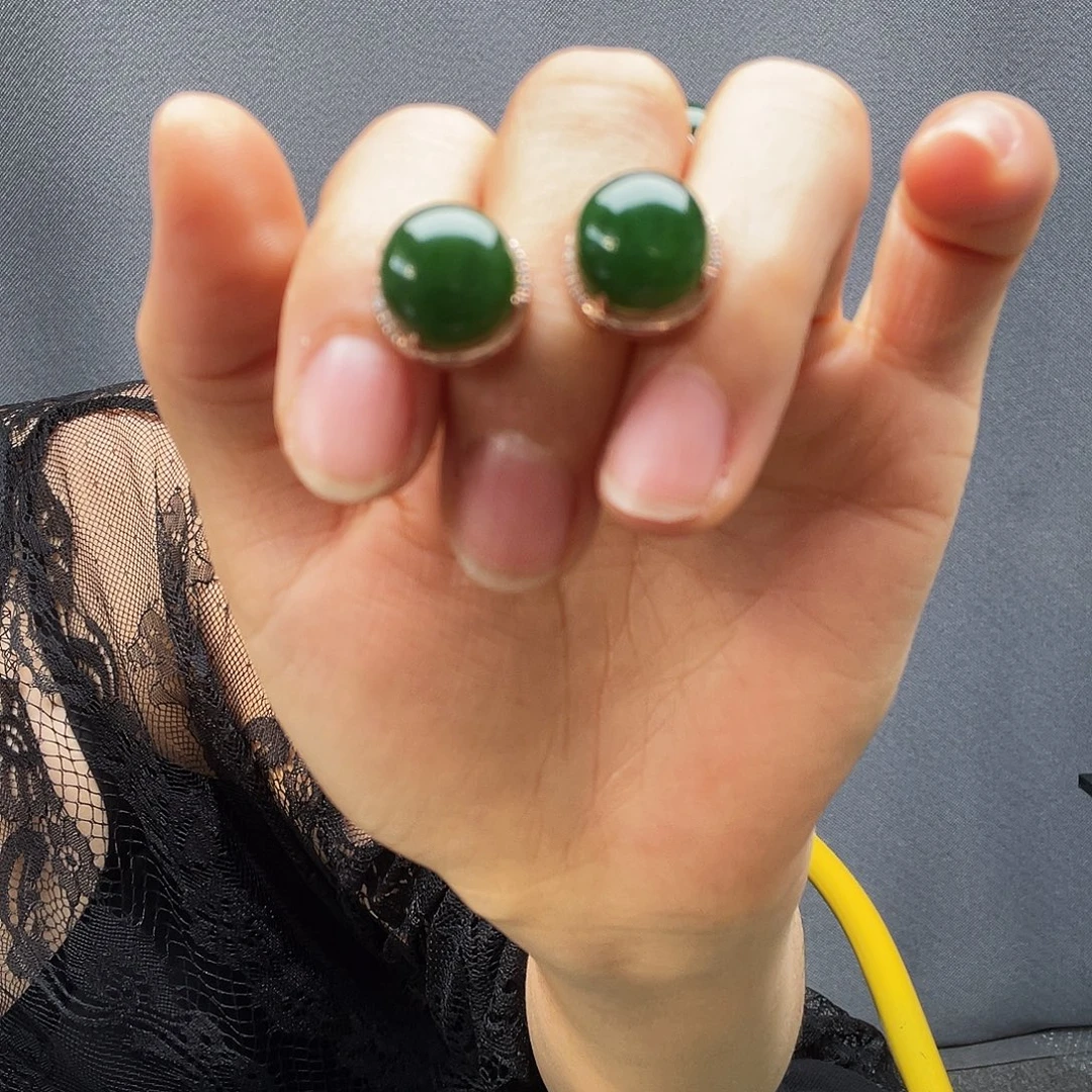 和田玉银S925镶嵌耳饰