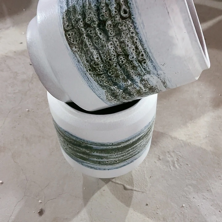 红陶口径18高度23两只小瑕疵