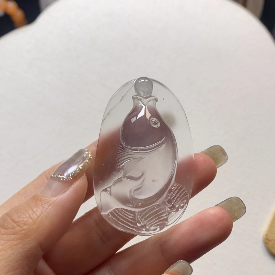 石英质玉未镶嵌颈饰