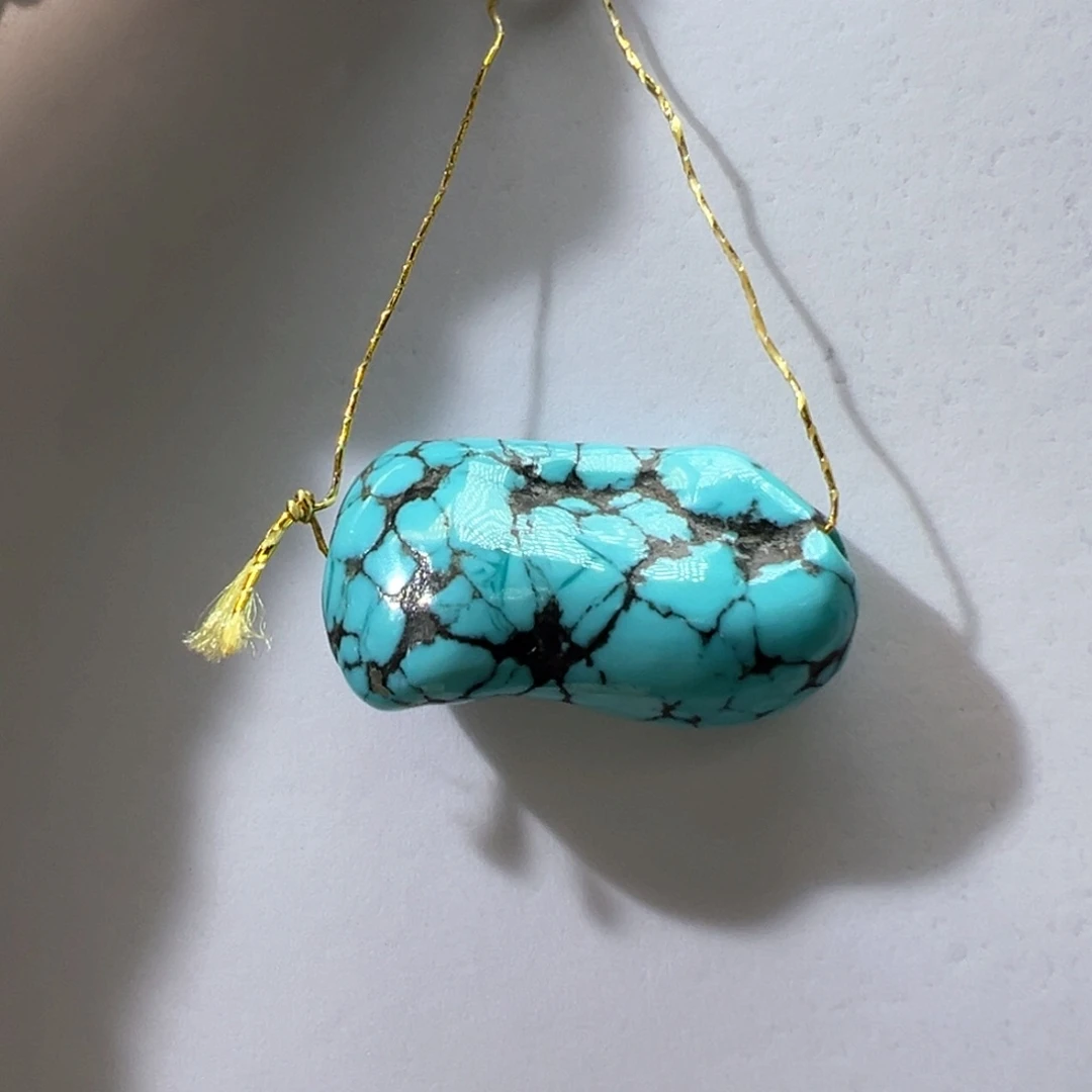 绿松石未镶嵌挂件