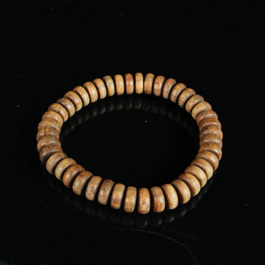 DY-A8365 马来粗纹土沉沉香平安扣手串 0.88x0.4cm 5.77g