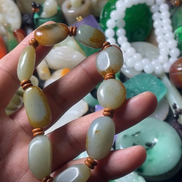 和田玉未镶嵌吊坠(不含链)