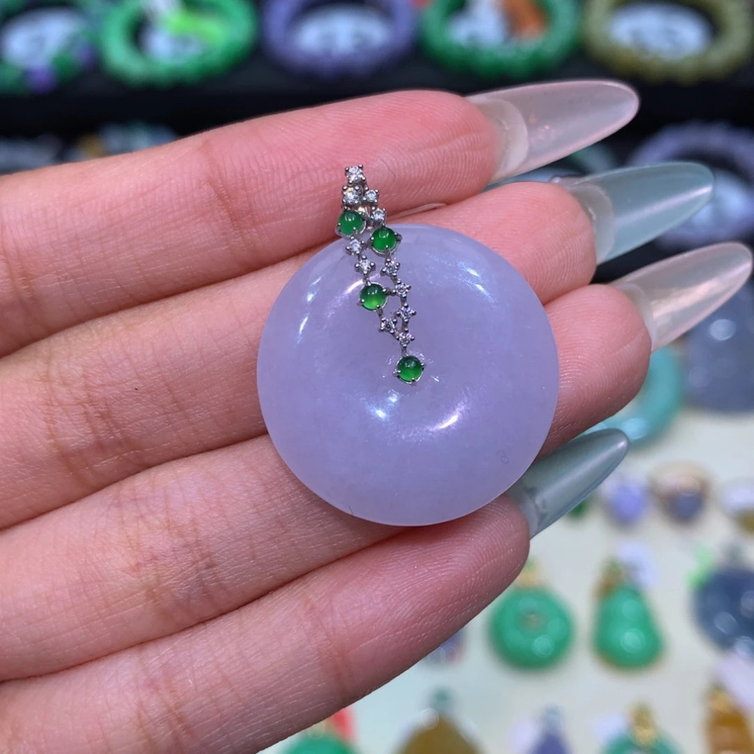 六***糖翡翠18K金镶嵌颈饰翡翠