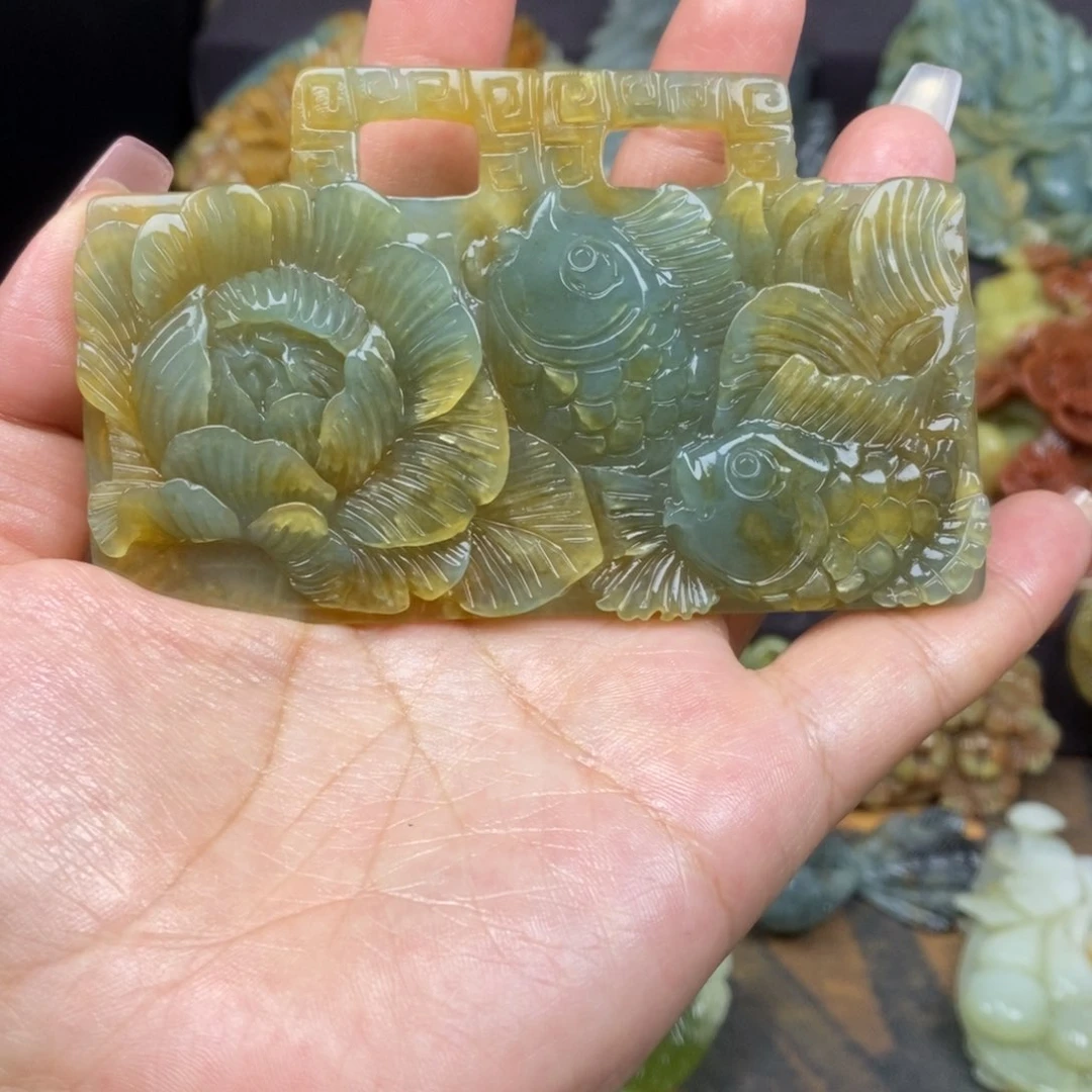 蛇纹石玉未镶嵌吊坠(赠链)?****?