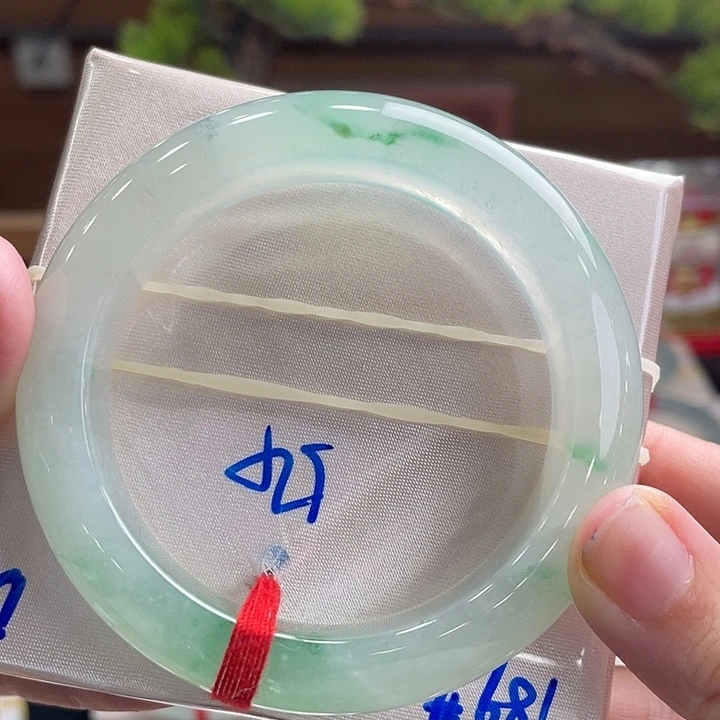 翡翠未镶嵌手镯54冰透起光 龙井