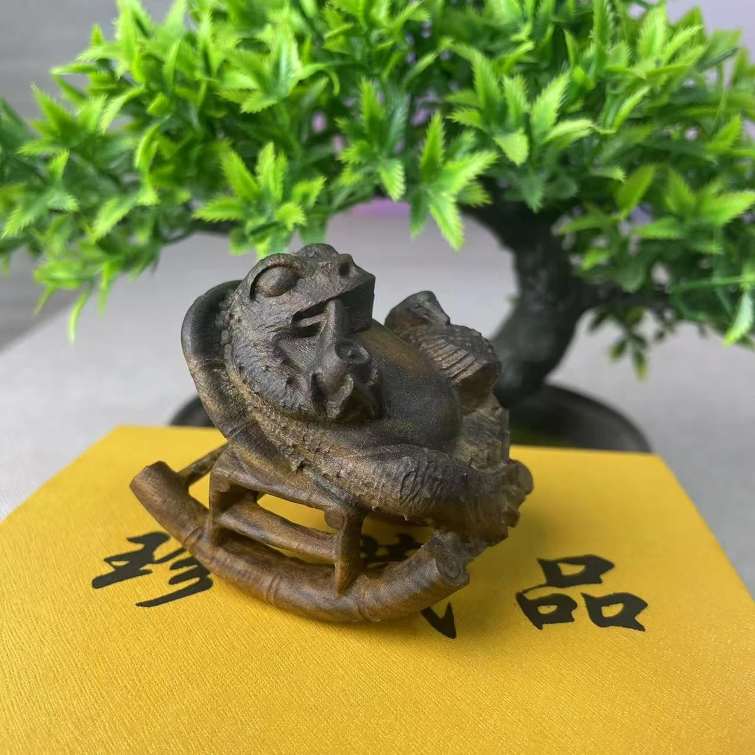达拉干 癞蛤蟆想吃天鹅肉木雕工艺品精工手把件文玩创意车摆件