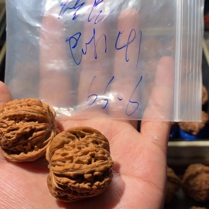 了***啊吊坠文玩核桃磨盘
