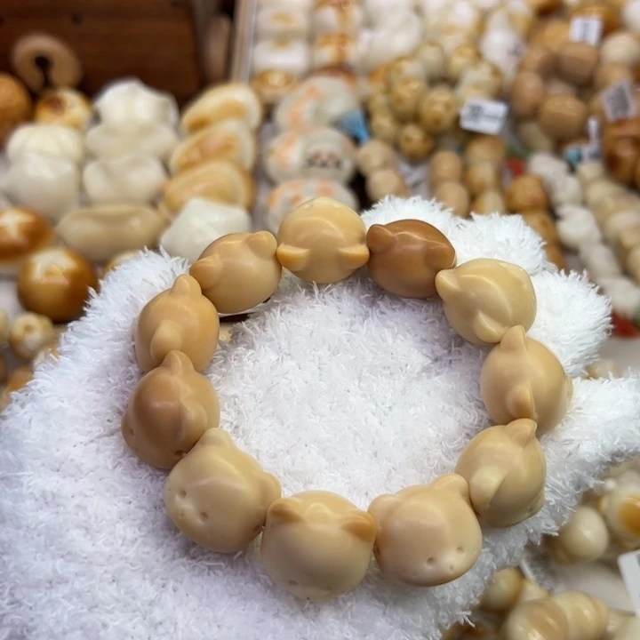 菩提根/象牙果把件73 臻品象牙果原果老师傅精工小熊微瑕