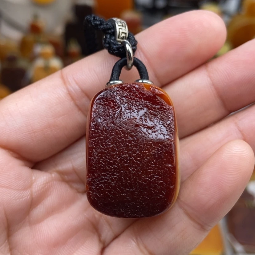 【闪购商品】琥珀颈饰未镶嵌