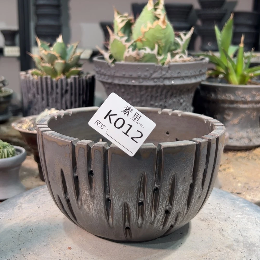 景德镇手工素里内口15.5高9.5瑕疵