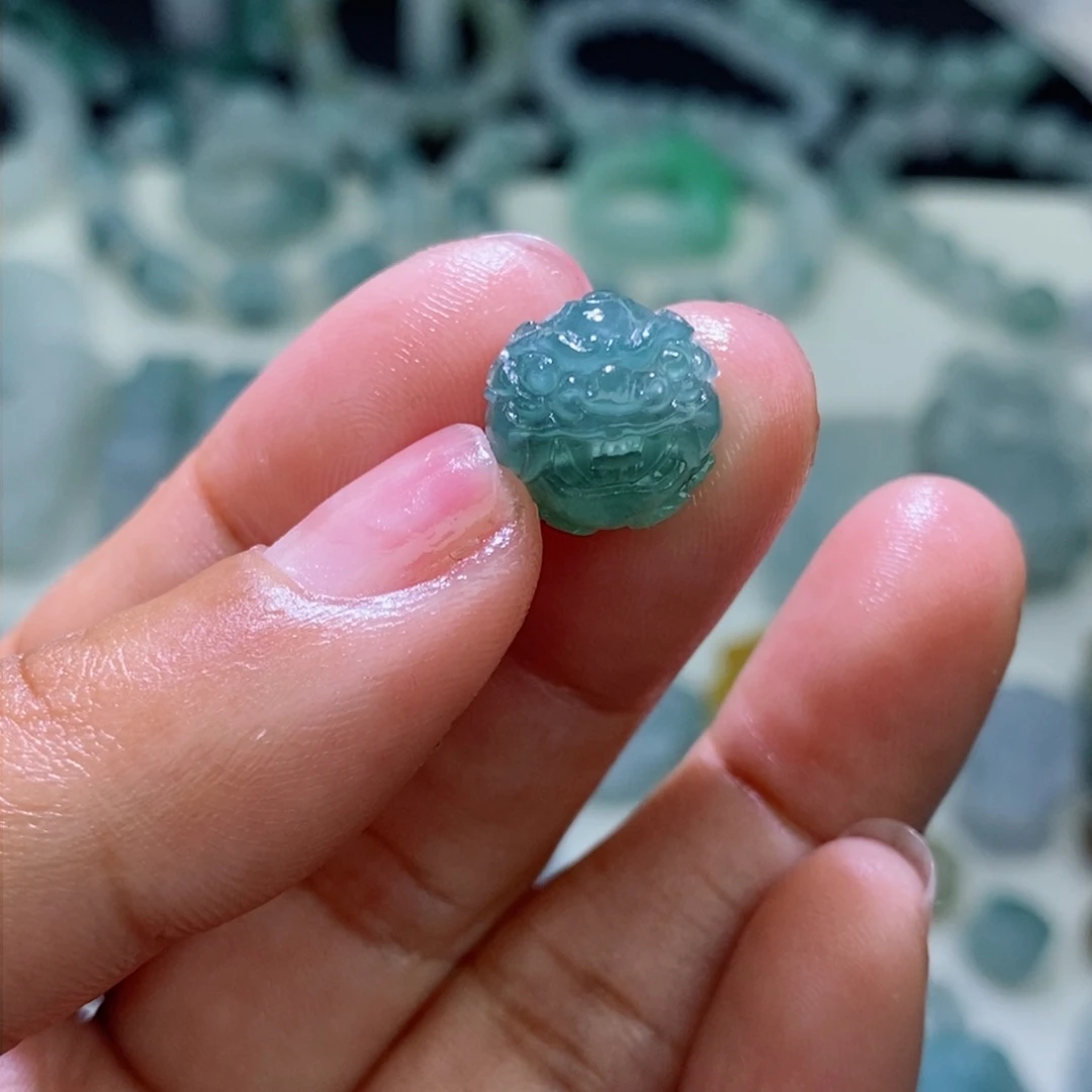 定制翡翠未镶嵌毛货