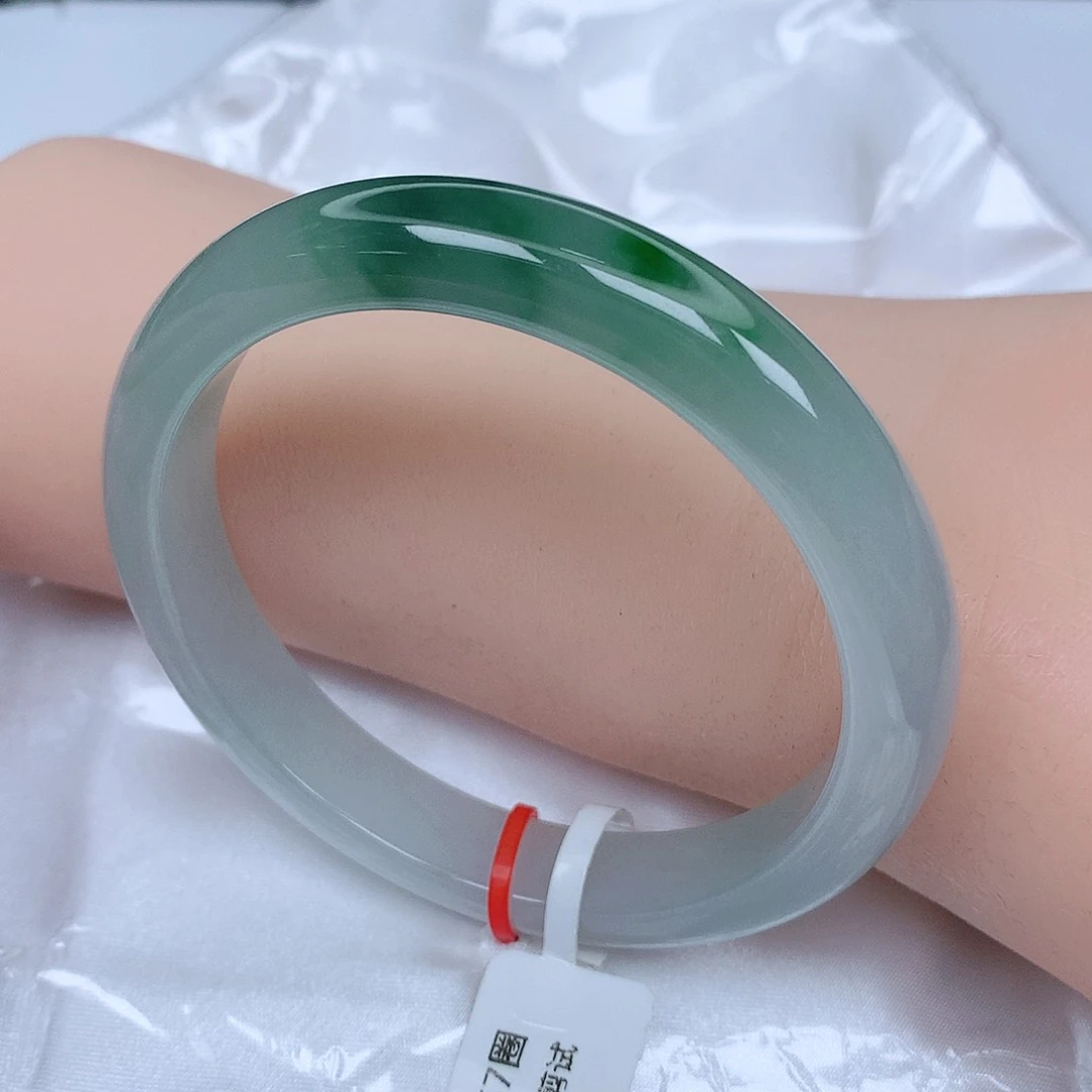 【闪购商品】翡翠手镯未镶嵌，57