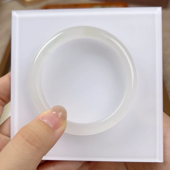 石英质玉手镯未镶嵌54 圈口