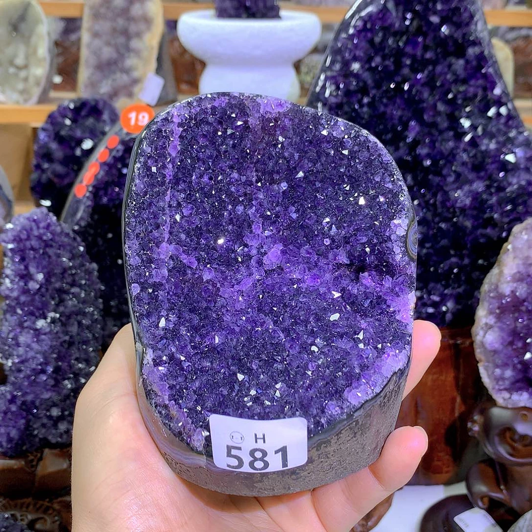 紫晶未镶嵌大型摆件（非配饰）