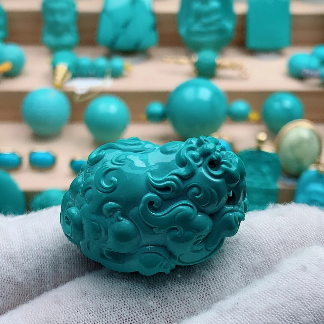 绿松石未镶嵌貔貅