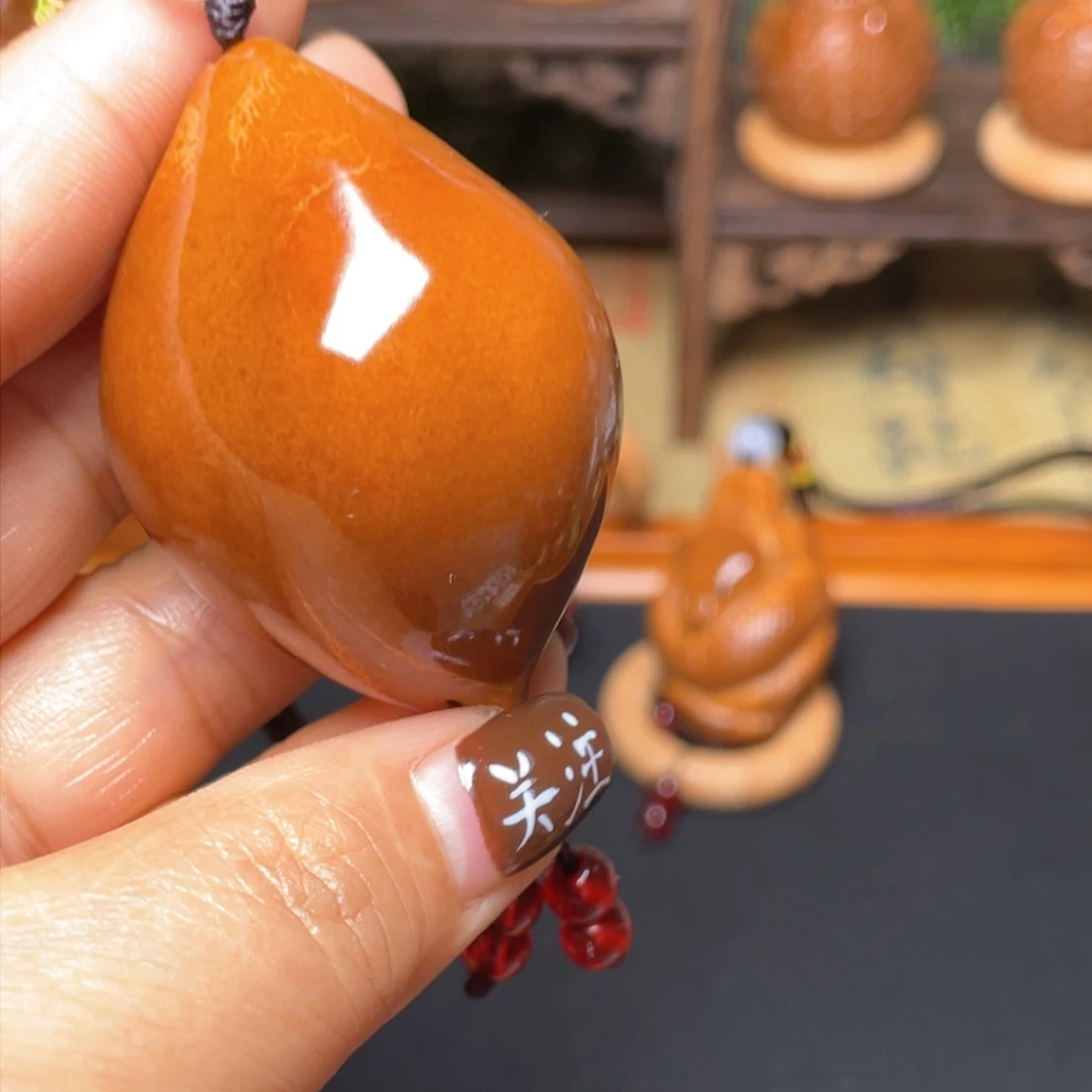 橄榄核吊坠一线天37穿配