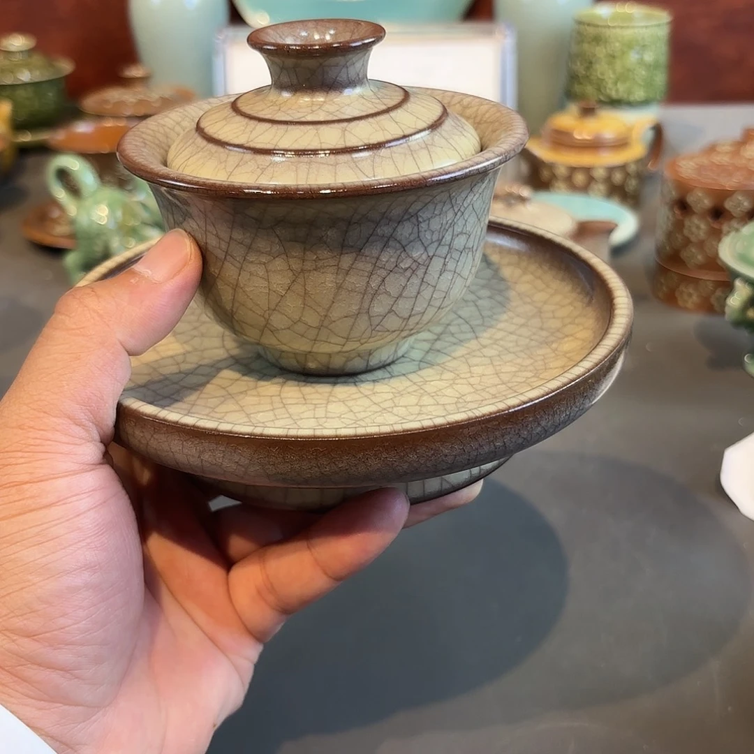 小***会瓷片龙泉青瓷龙泉青瓷