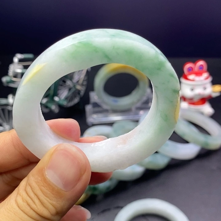 定制翡翠手镯未镶嵌