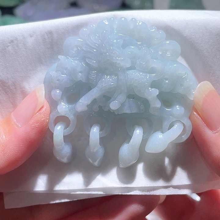 颈饰未镶嵌翡翠天