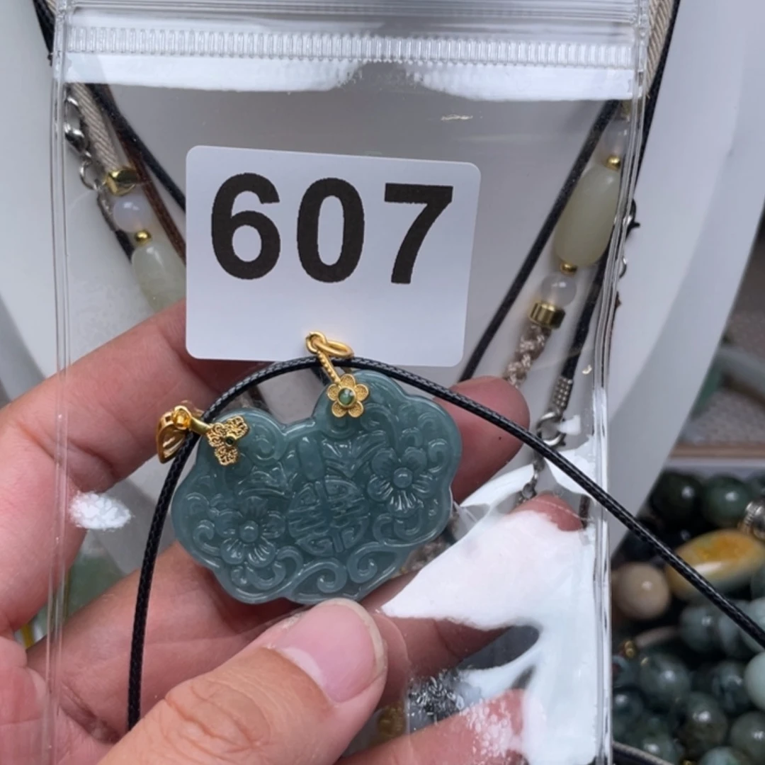 【闪购商品】翡翠颈饰未镶嵌高*翡翠