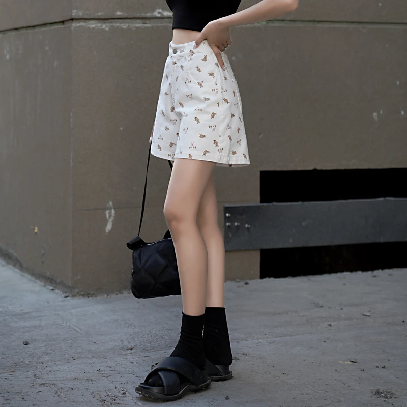 小熊印花a字高腰阔腿牛仔短裤女款爆款2025新款夏季外穿白色热裤