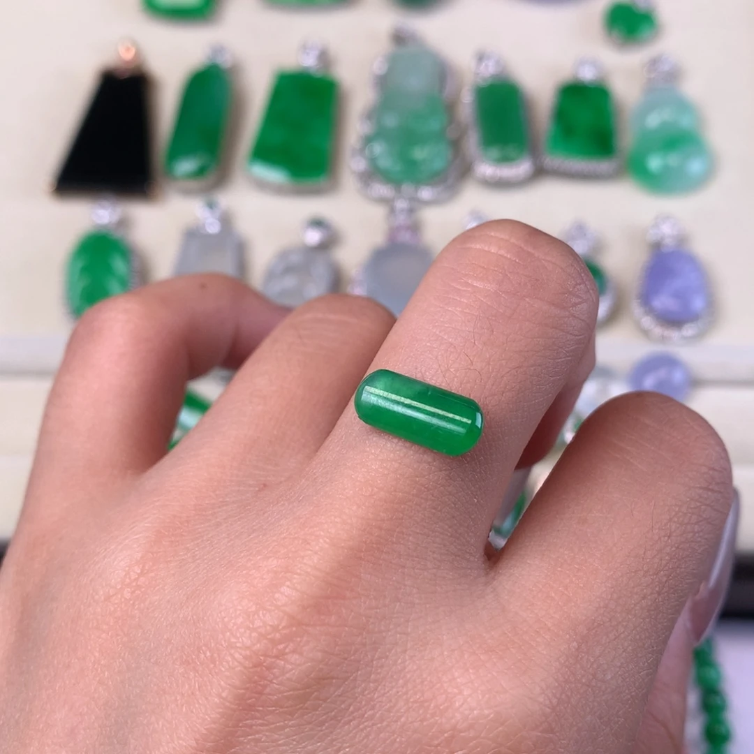 未镶嵌定制翡翠裸玉（镶嵌定制）