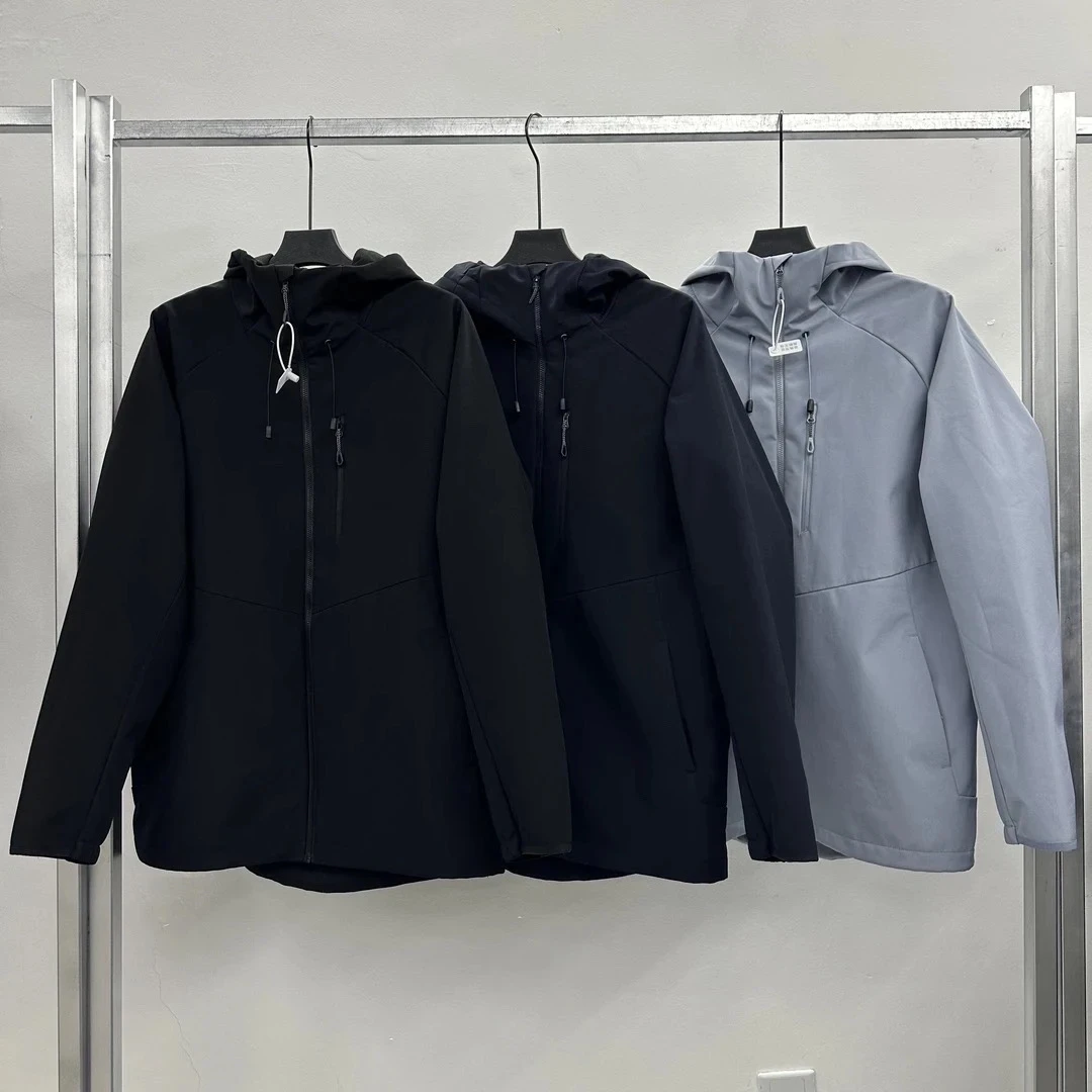 冲锋衣男户外休闲百搭外套连帽夹克机能风工装防水上衣