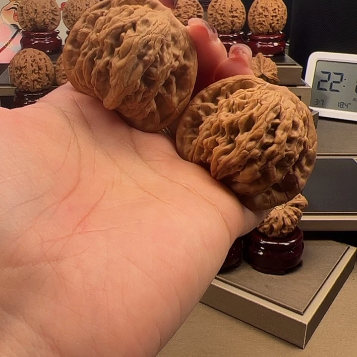 文玩核桃把件小***子45 虎头 u-008