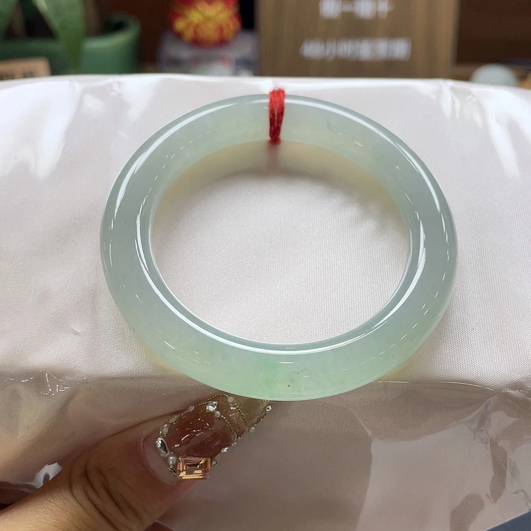 翡翠未镶嵌手镯9号