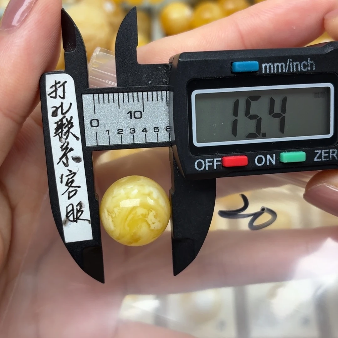 未镶嵌蜜蜡裸石蜜蜡