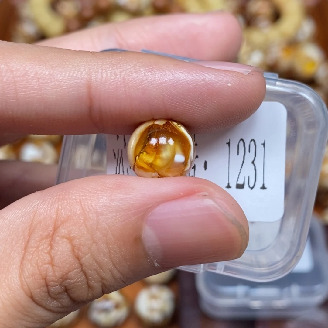 把件猴头核桃沁色圆珠老型1231