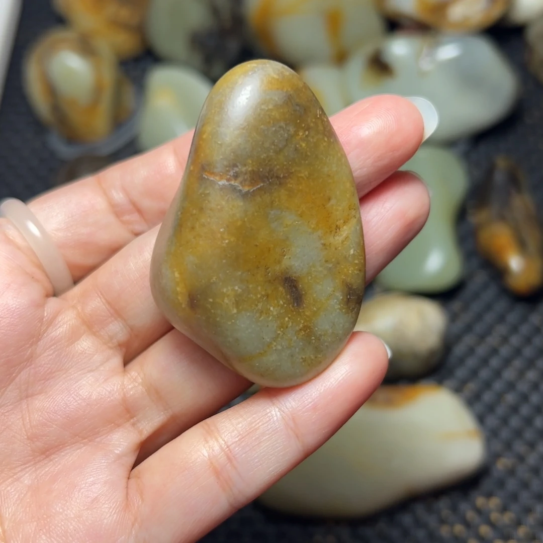 未镶嵌和田玉挂件A117