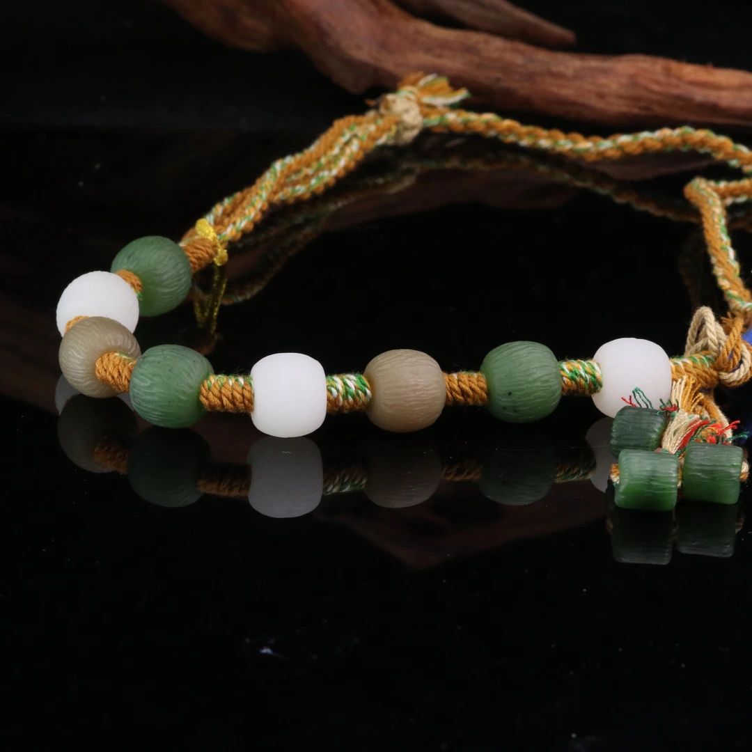 2和田玉多宝手持/501026上海嘉禾拍卖