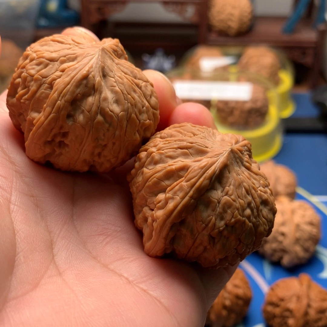 【闪购商品】文玩核桃吊坠人***1泥鳅40