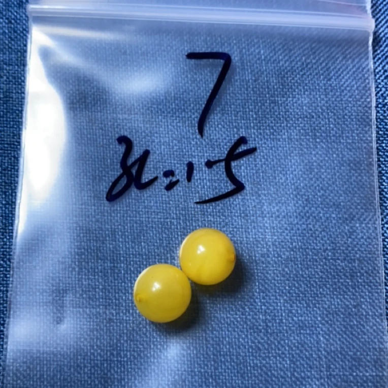 天然蜜蜡鸡油黄10.2圆珠