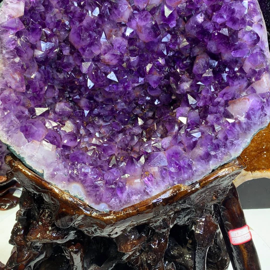 水晶摆件未镶嵌艾**姐紫晶