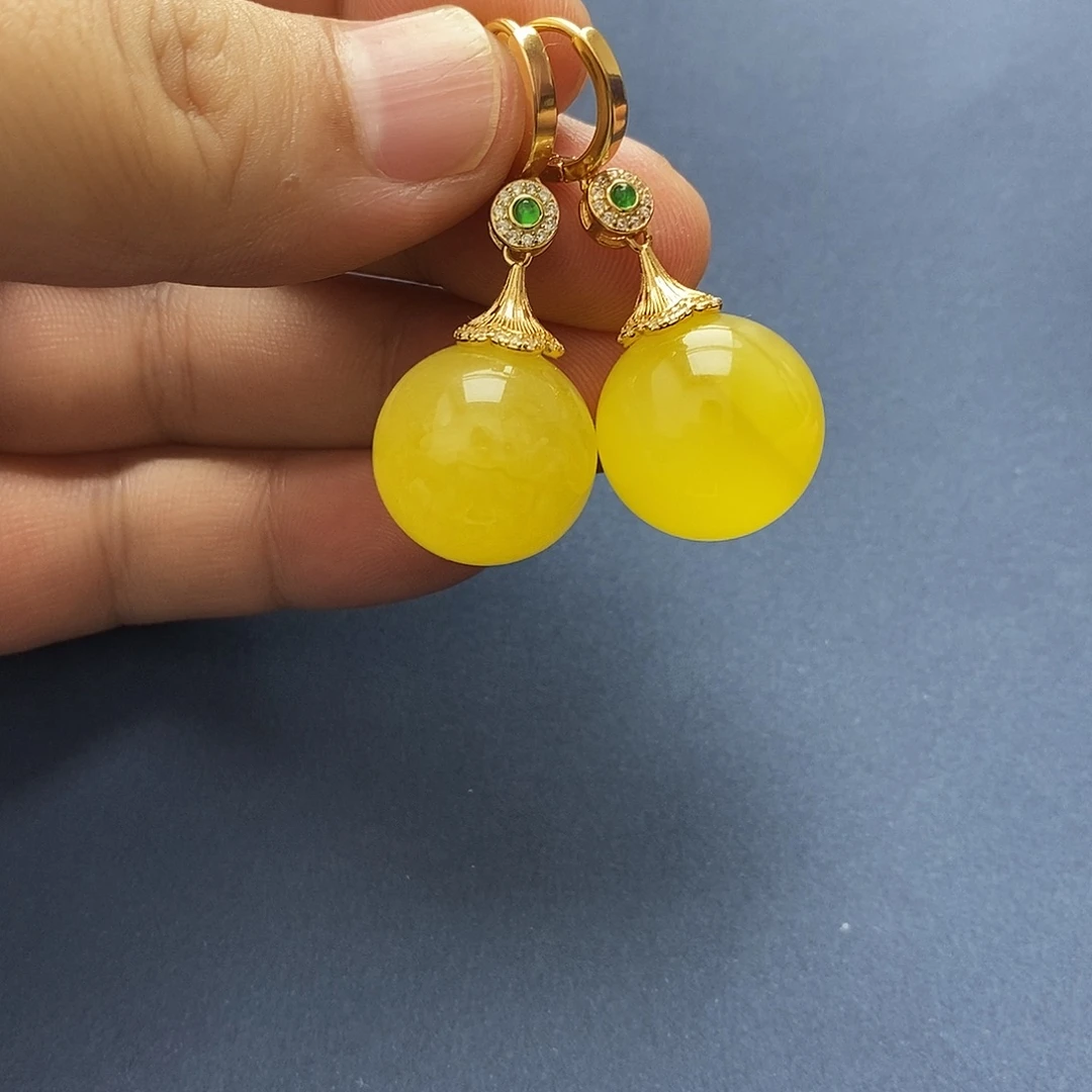 琥珀未镶嵌裸石耳坠