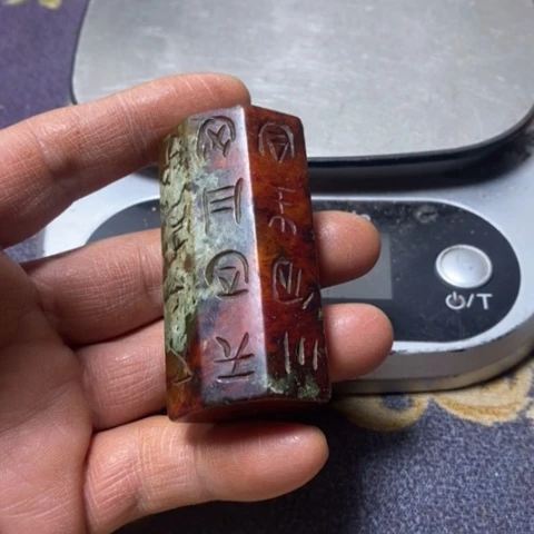 q w er t y ui op