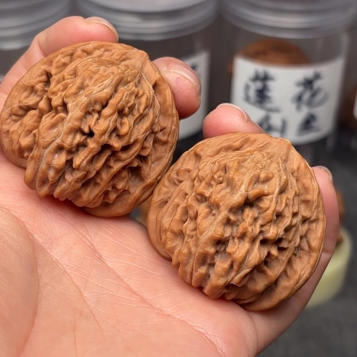 2***6桃核吊坠40四座楼全品