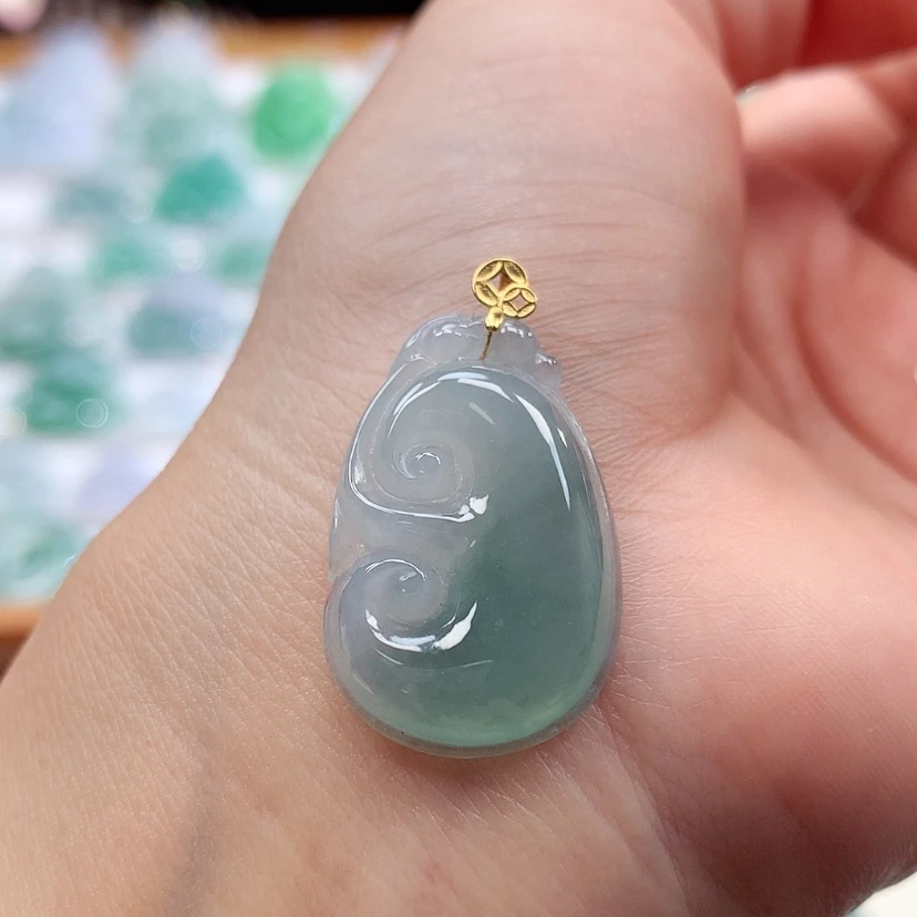【闪购商品】翡翠18K金镶嵌吊坠(赠链)