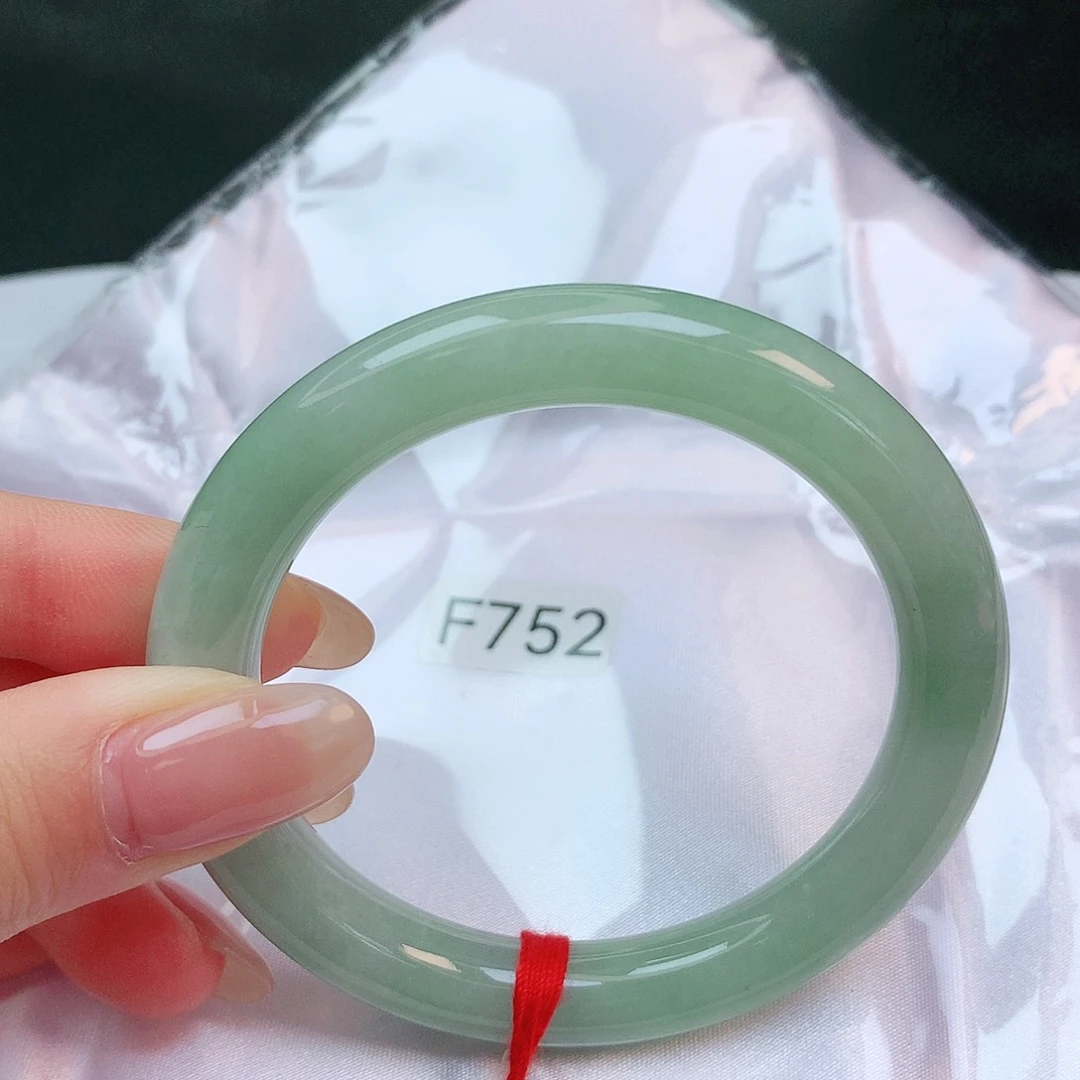 【闪购商品】翡翠手镯未镶嵌缅甸天然a货翡翠
