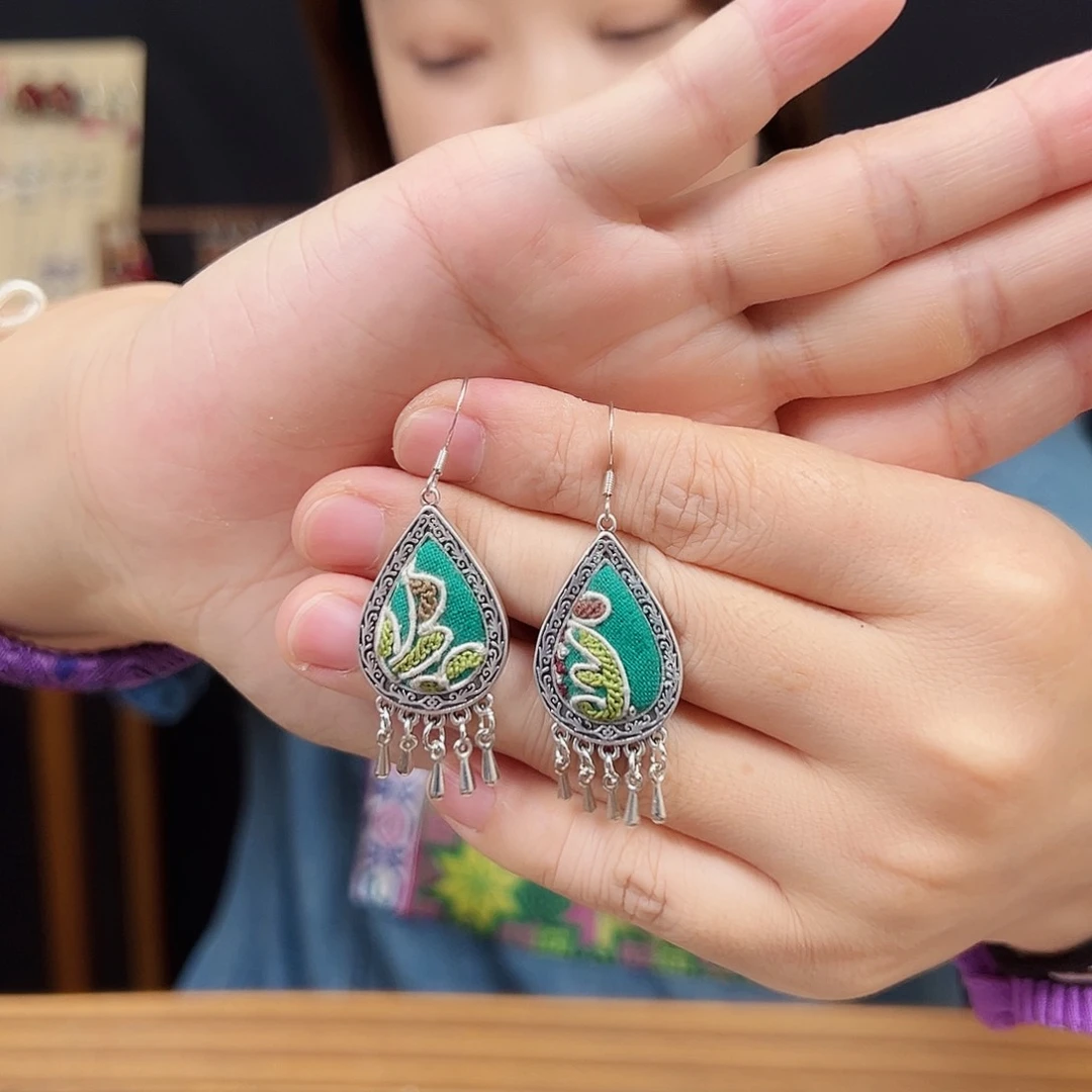 刺绣手工刺绣飾品