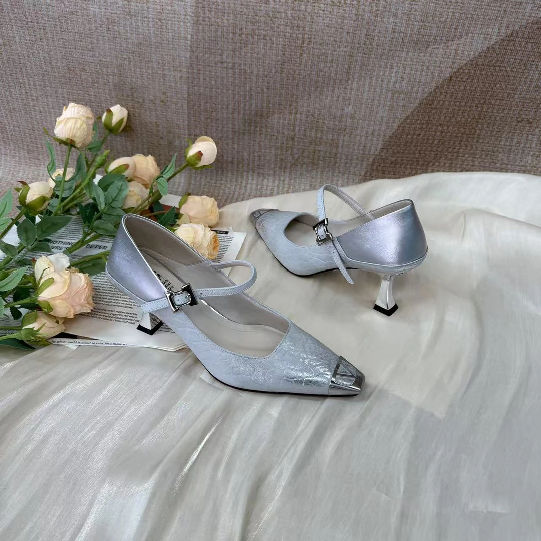 范戈希跟高6CM石头纹金属扣春季气质单鞋尖头粗跟银色女鞋买1赠3